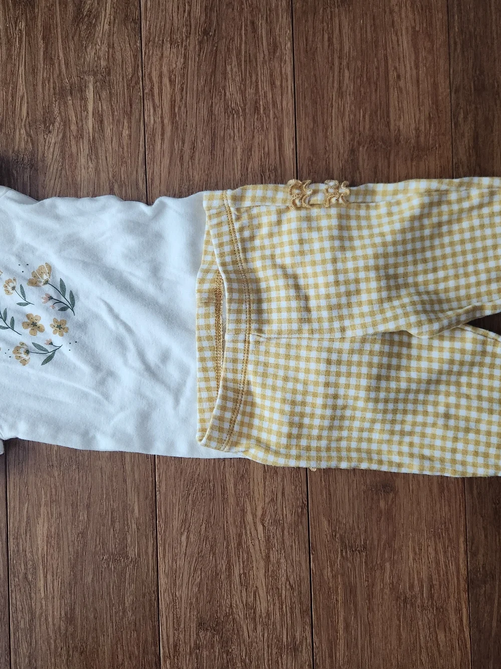 Set Of 3 Baby Girls Carter's Summer Outfits With Pants And Shorts, 9 Months